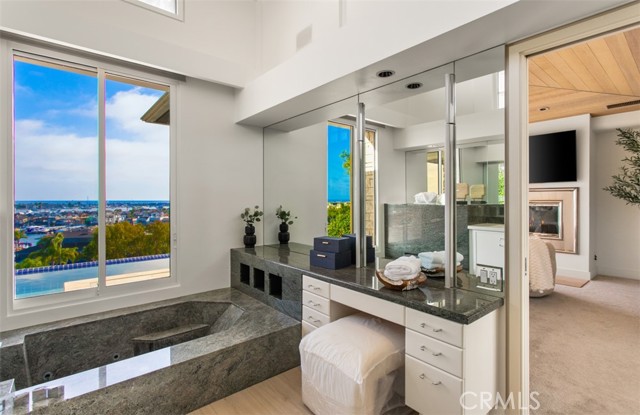 Detail Gallery Image 50 of 60 For 1535 Dolphin Terrace, Corona Del Mar,  CA 92625 - 3 Beds | 3/1 Baths