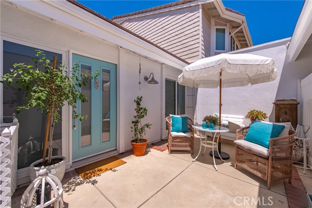 32117 Beachlake Lane, Westlake Village CA: https://media.crmls.org/medias/b923f955-46ee-4eee-9808-98fde3ef064a.jpg