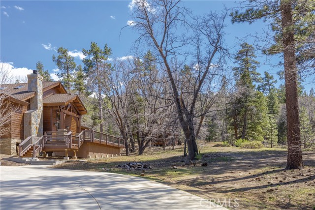 42143 Switzerland Drive, Big Bear CA: https://media.crmls.org/medias/b9240287-ea0b-42bb-af28-93684e40a911.jpg