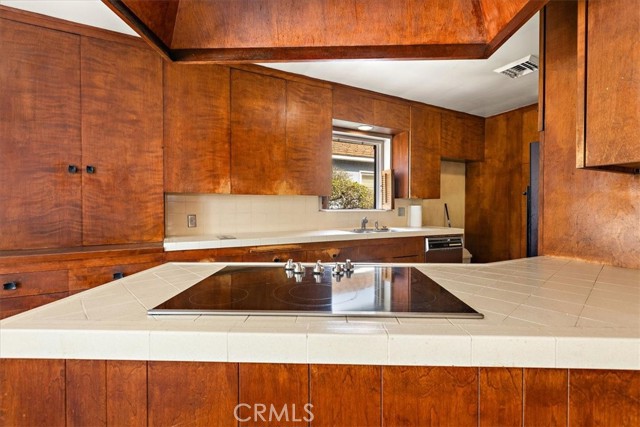 Detail Gallery Image 12 of 27 For 233 Rosemont, San Gabriel,  CA 91775 - 2 Beds | 2 Baths