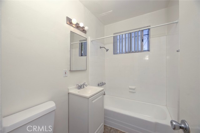 Detail Gallery Image 20 of 21 For 2615 Chariton St, Los Angeles,  CA 90034 - – Beds | – Baths