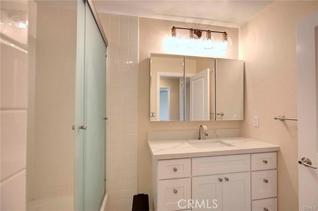 Detail Gallery Image 13 of 20 For 6800 W Oceanfront, Newport Beach,  CA 92663 - 3 Beds | 2 Baths