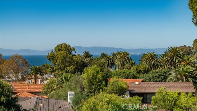 717 Cloyden Square, Palos Verdes Estates, California 90274, 4 Bedrooms Bedrooms, ,2 BathroomsBathrooms,Residential,Sold,Cloyden,SB21192553