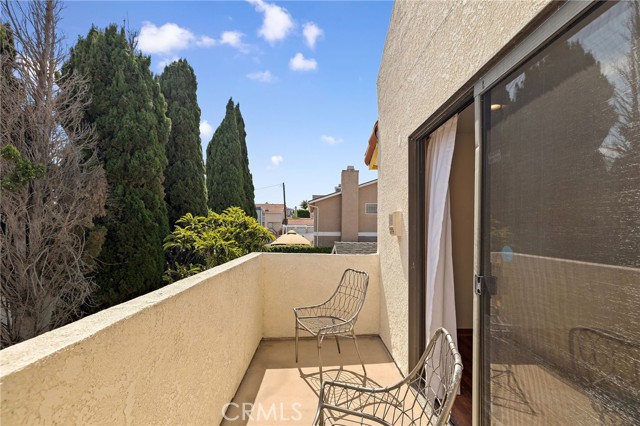 2206 Marshallfield Lane, Redondo Beach, California 90278, 4 Bedrooms Bedrooms, ,2 BathroomsBathrooms,Residential,Sold,Marshallfield,SB24103124