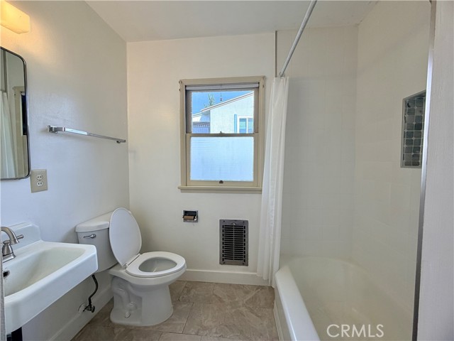 Detail Gallery Image 11 of 19 For 2408 Hitchcock, Alhambra,  CA 91803 - 3 Beds | 2 Baths