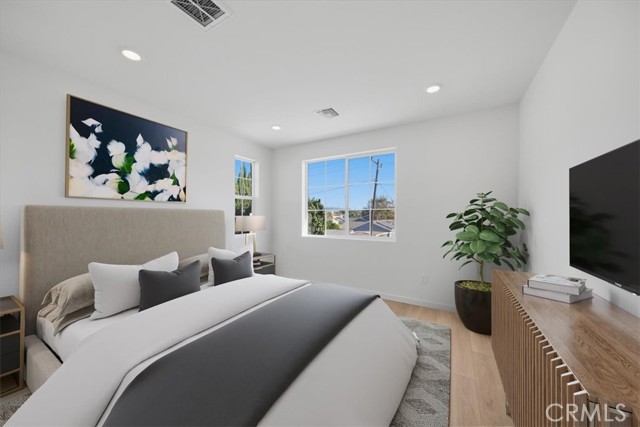 Detail Gallery Image 21 of 32 For 4862 Arroyo Run, Moorpark,  CA 93021 - 3 Beds | 2/1 Baths