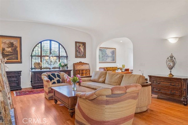 Detail Gallery Image 11 of 45 For 6723 Hillside Ln, Whittier,  CA 90602 - 3 Beds | 2/1 Baths