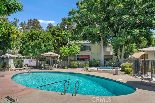 662 Sycamore Avenue, Claremont CA: https://media.crmls.org/medias/b9273a11-3885-4d35-9938-ef88d113f306.jpg