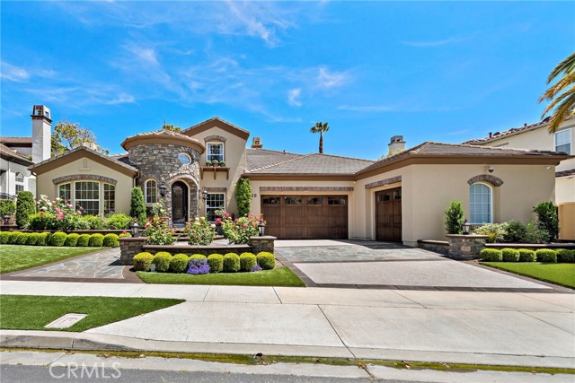10 Corte Vizcaya, San Clemente CA: https://media.crmls.org/medias/b927daac-fd39-43de-8d71-3c59b43dbe53.jpg