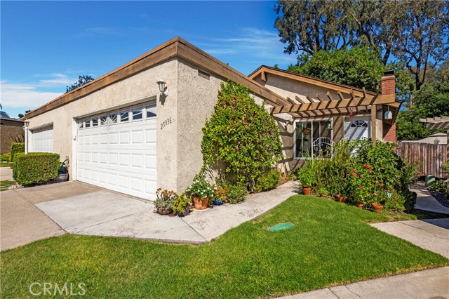 Detail Gallery Image 1 of 1 For 25936 Robin Cir #15,  Mission Viejo,  CA 92691 - 3 Beds | 2 Baths