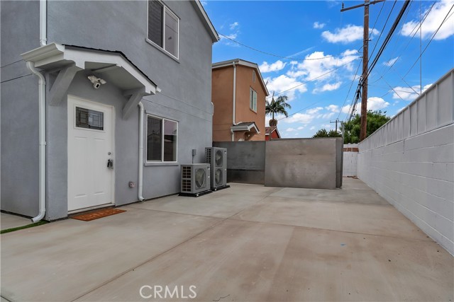22022 Pioneer Blvd, Hawaiian Gardens CA: https://media.crmls.org/medias/b9287dda-f66e-43bb-a5f4-9d7bd8b4ced4.jpg