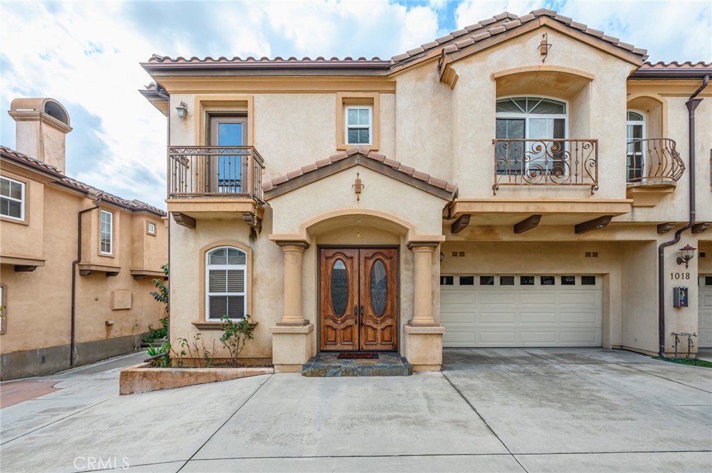 1018 W Huntington Drive #B