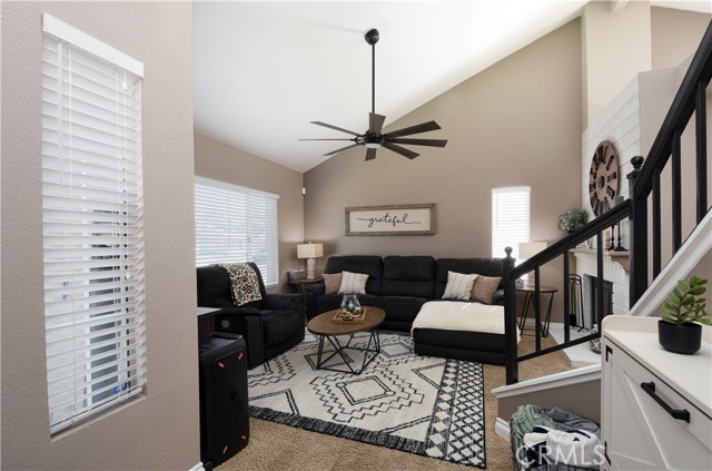 Detail Gallery Image 2 of 36 For 13373 Crystal Springs, Corona,  CA 92883 - 3 Beds | 2 Baths