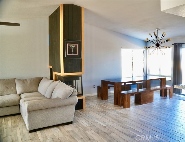 Image 13 of 31 For 14380 Moonridge Drive