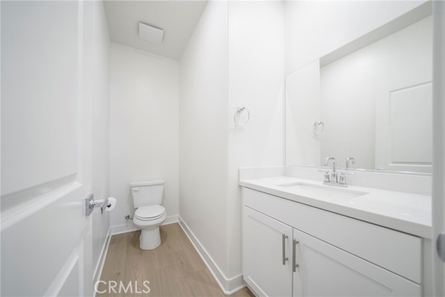 Detail Gallery Image 7 of 48 For 1816 E 1st St, Santa Ana,  CA 92705 - 3 Beds | 2/1 Baths