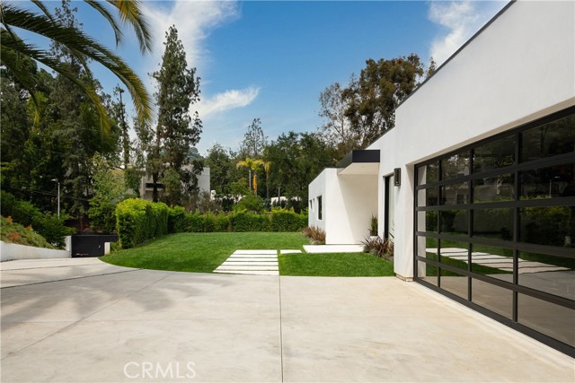 9924 Liebe Drive, Beverly Hills CA: https://media.crmls.org/medias/b9291845-02d7-44bc-aa09-309c60a6c13f.jpg