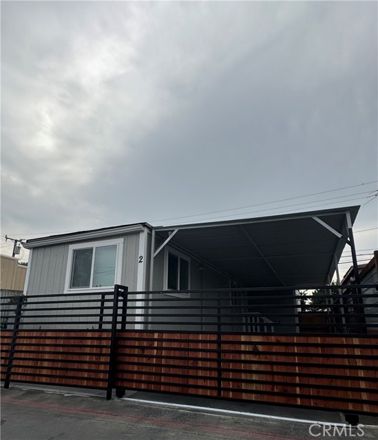 Front Image Thumbnail for CRDW25271482