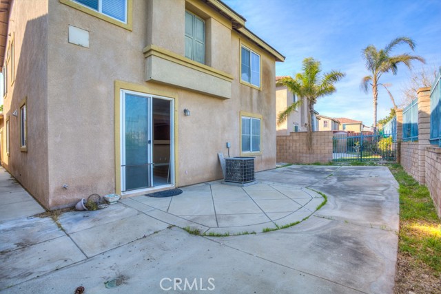 Detail Gallery Image 35 of 38 For 6273 Long Cove Dr, Fontana,  CA 92336 - 3 Beds | 2/1 Baths
