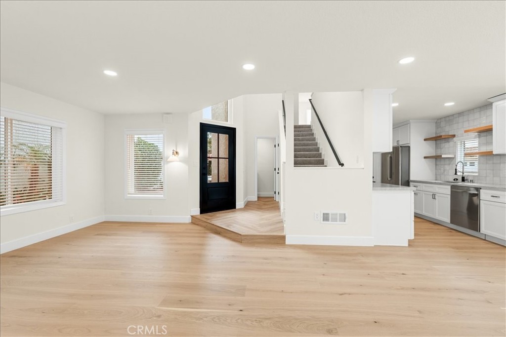 MLS #CV26148808 image #7