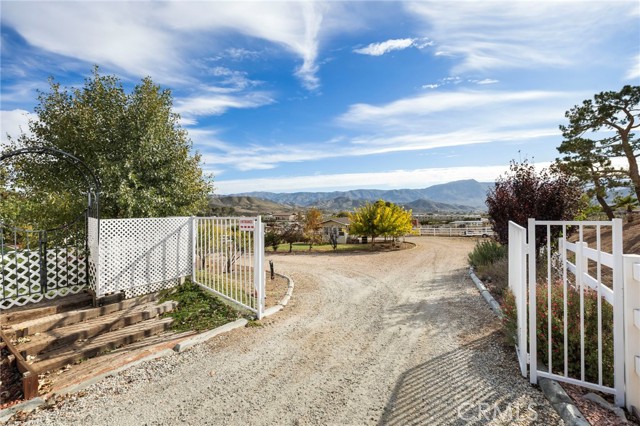 3832 Sourdough, Acton CA: https://media.crmls.org/medias/b92ac3c5-4508-43df-80e0-4bf4a24b722f.jpg