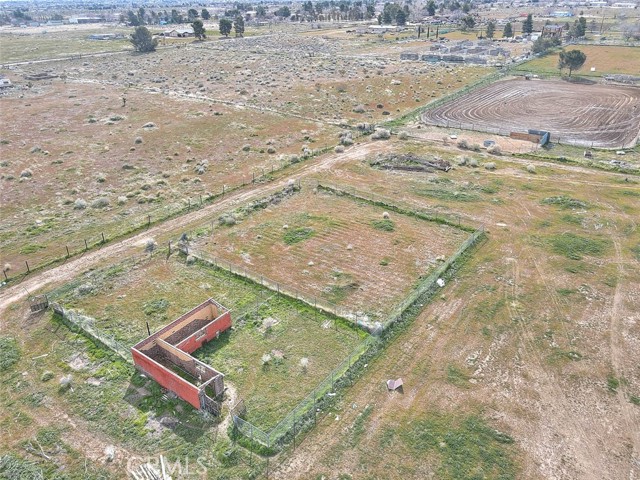 Detail Gallery Image 69 of 75 For 11077 Valle Vista Rd, Phelan,  CA 92371 - 5 Beds | 3/1 Baths