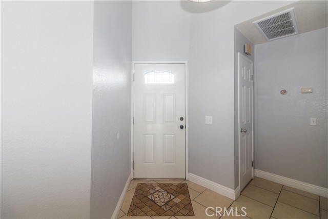 Detail Gallery Image 6 of 26 For 13981 Elmwood Ct, Moreno Valley,  CA 92553 - 2 Beds | 1 Baths