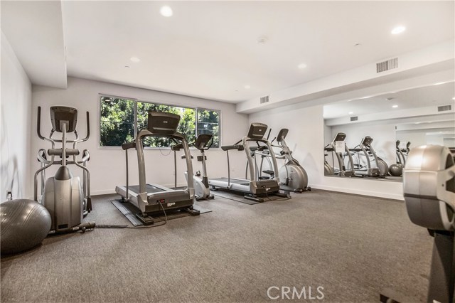 Detail Gallery Image 36 of 42 For 4240 Laurel Canyon Bld #208,  Studio City,  CA 91604 - 3 Beds | 3/1 Baths
