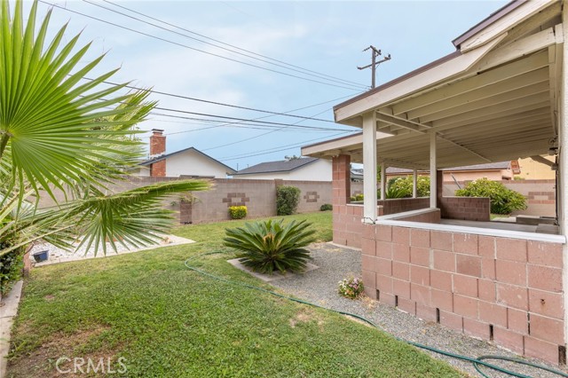 Detail Gallery Image 30 of 34 For 8120 E Woodson Street, Long Beach,  CA 90808 - 3 Beds | 1/1 Baths