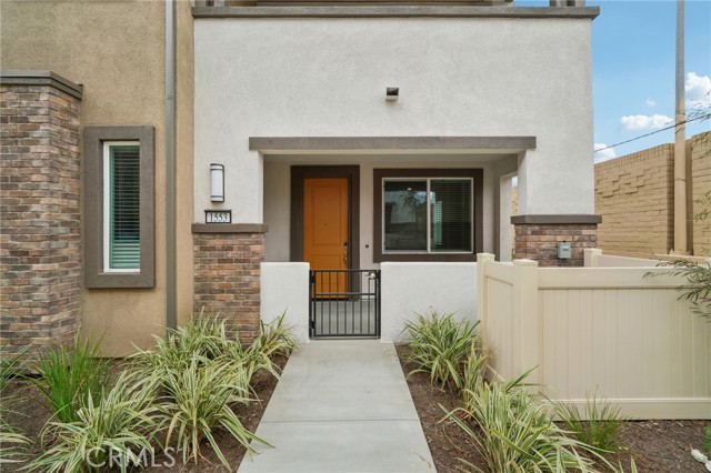 1553 Stratus Drive, Pomona CA: https://media.crmls.org/medias/b92da93b-eeaf-449f-a1cc-11f84d384919.jpg