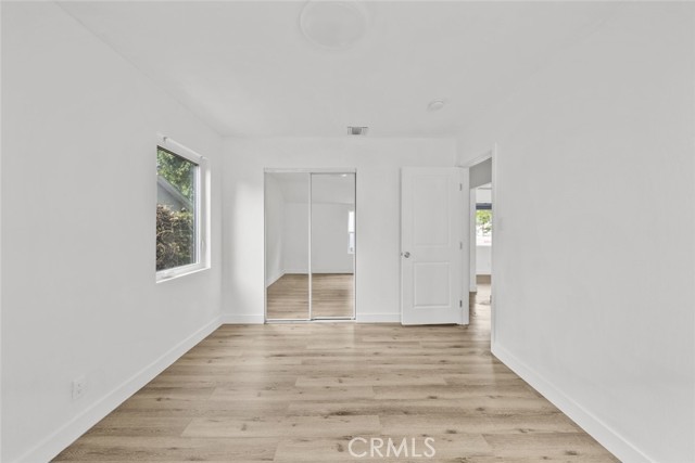 Detail Gallery Image 20 of 33 For 7952 White Oak Ave, Northridge,  CA 91325 - 2 Beds | 1 Baths