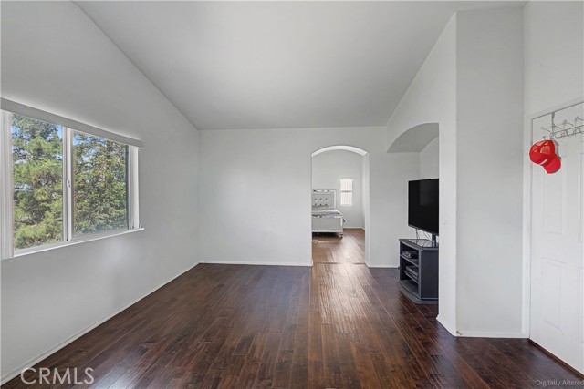 Detail Gallery Image 16 of 31 For 172 Goldenrod Ave, Perris,  CA 92570 - 5 Beds | 3 Baths