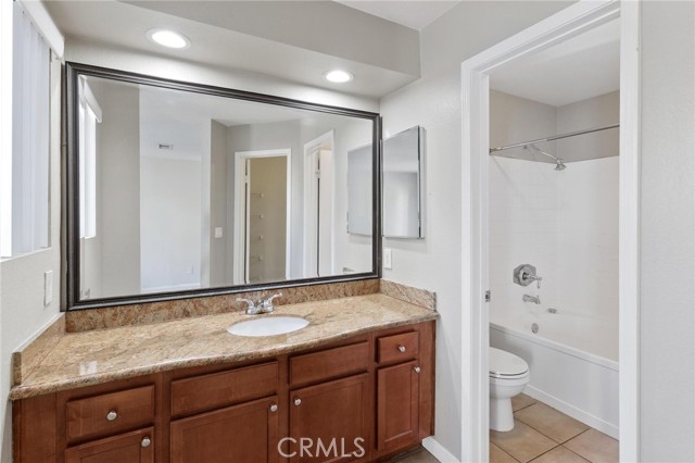 Detail Gallery Image 19 of 38 For 1027 Vista Del Cerro Unit 201, Corona,  CA 92879 - 2 Beds | 2 Baths
