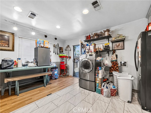 Detail Gallery Image 15 of 27 For 24058 Atwood Ave, Moreno Valley,  CA 92553 - 2 Beds | 1/1 Baths