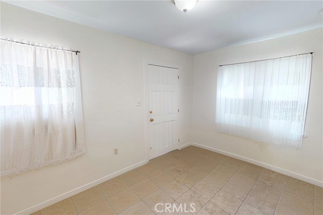 Detail Gallery Image 26 of 29 For 2372 W 29th, Los Angeles,  CA 90018 - – Beds | – Baths