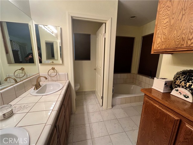 Detail Gallery Image 15 of 18 For 18668 Kamana Rd, Apple Valley,  CA 92307 - 3 Beds | 2/1 Baths