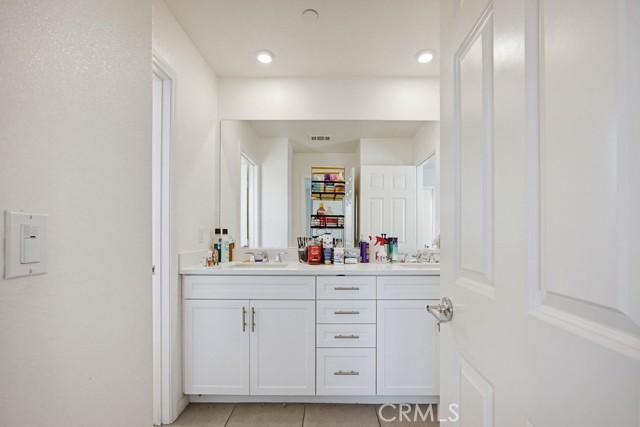 Detail Gallery Image 26 of 41 For 950 Helena Ridge, Lake Elsinore,  CA 92530 - 3 Beds | 2 Baths