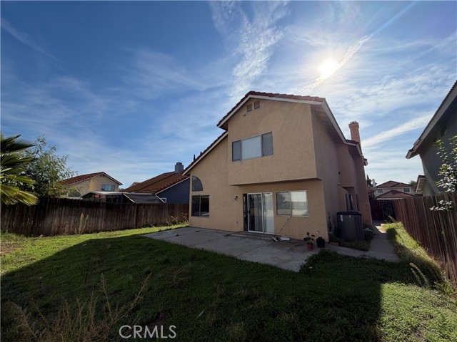 Detail Gallery Image 6 of 18 For 14932 Dandelion Ct, Fontana,  CA 92336 - 3 Beds | 2/1 Baths