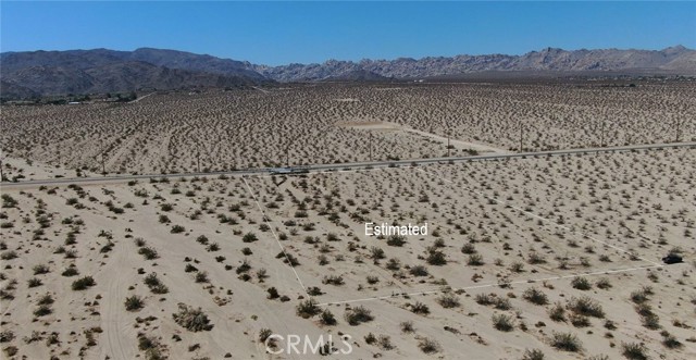 70100 2 Mile Road, 29 Palms CA: https://media.crmls.org/medias/b9336c78-ca39-49a8-a46e-cecc4a12fc9f.jpg