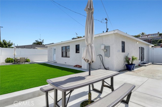 23002 Kathryn Avenue, Torrance CA: https://media.crmls.org/medias/b933da04-1bed-423d-b5f6-4652d468d6b3.jpg