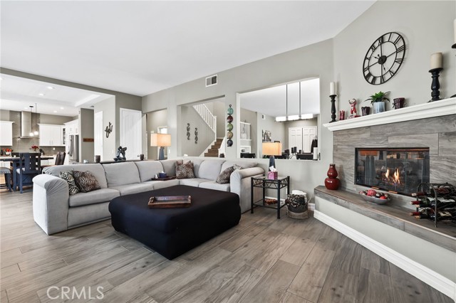 Image 11 of 53 For 22701 Foxridge