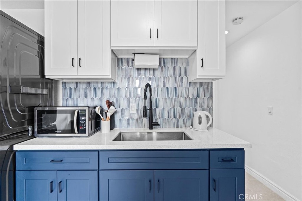 B9345094 4b09 4802 87c5 5295052776af