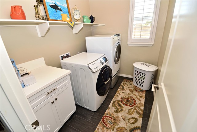 32458 Daisy Drive, Winchester CA: https://media.crmls.org/medias/b935c9ca-222d-4257-9441-5fe29f6a5a45.jpg