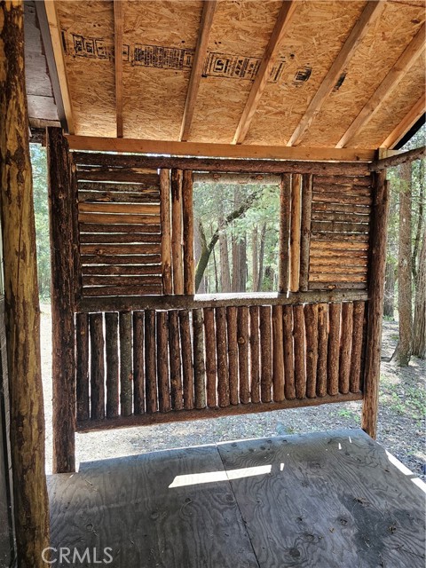 Detail Gallery Image 2 of 7 For 15824 Valhalla Dr, Oak Run,  CA 96069 - 1 Beds | 1 Baths
