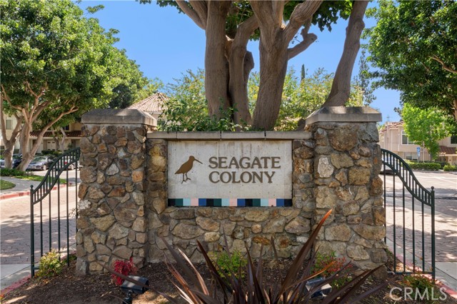 28 Sandpiper Lane, Aliso Viejo CA: https://media.crmls.org/medias/b9364a24-3320-4467-892c-96e4dbb9d7ed.jpg
