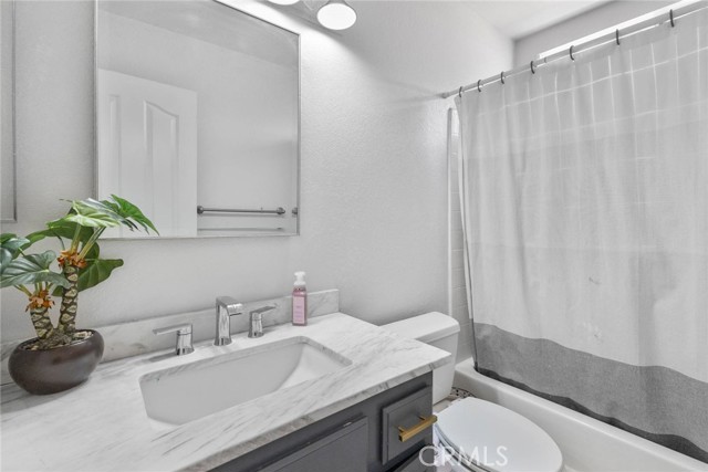 Detail Gallery Image 17 of 33 For 29355 Clear View Ln, Highland,  CA 92346 - 3 Beds | 2/1 Baths