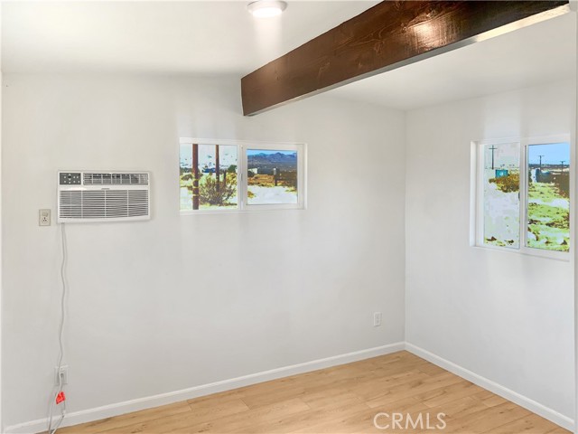 Detail Gallery Image 11 of 17 For 57220 Mikiska Bld, Landers,  CA 92285 - 1 Beds | 1 Baths