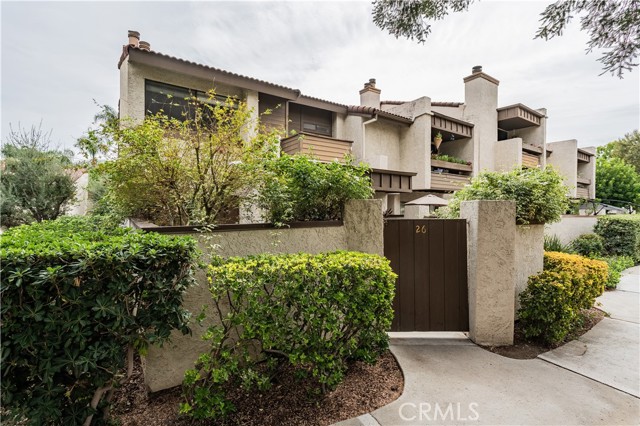 5800 Owensmouth AVE Unit: 26