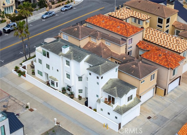 Detail Gallery Image 39 of 43 For 112 22nd St, Huntington Beach,  CA 92648 - 3 Beds | 3/1 Baths