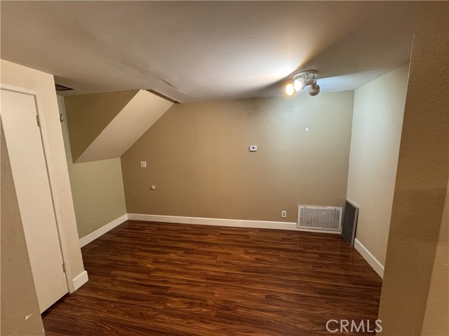 Detail Gallery Image 8 of 53 For 10417 Echo River Ct, Fountain Valley,  CA 92708 - 3 Beds | 2/1 Baths