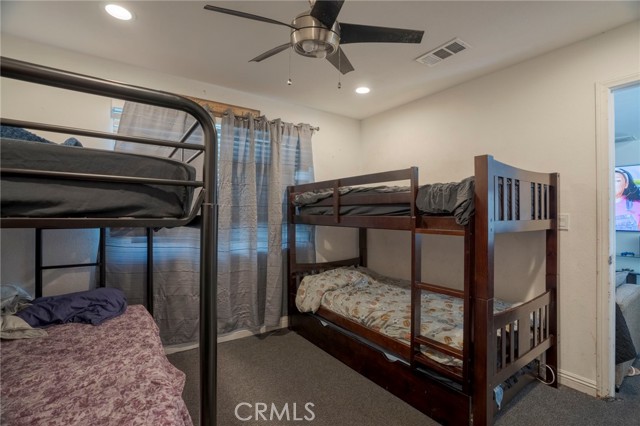 Detail Gallery Image 25 of 40 For 9727 Glandon St, Bellflower,  CA 90706 - 5 Beds | 5 Baths